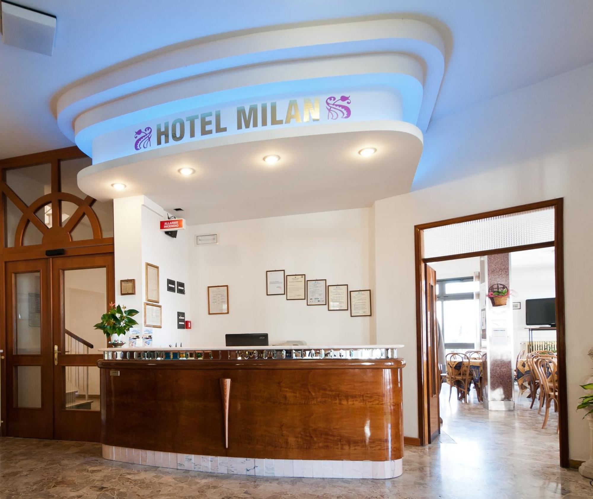Hotel Milan Rosolina Mare Buitenkant foto